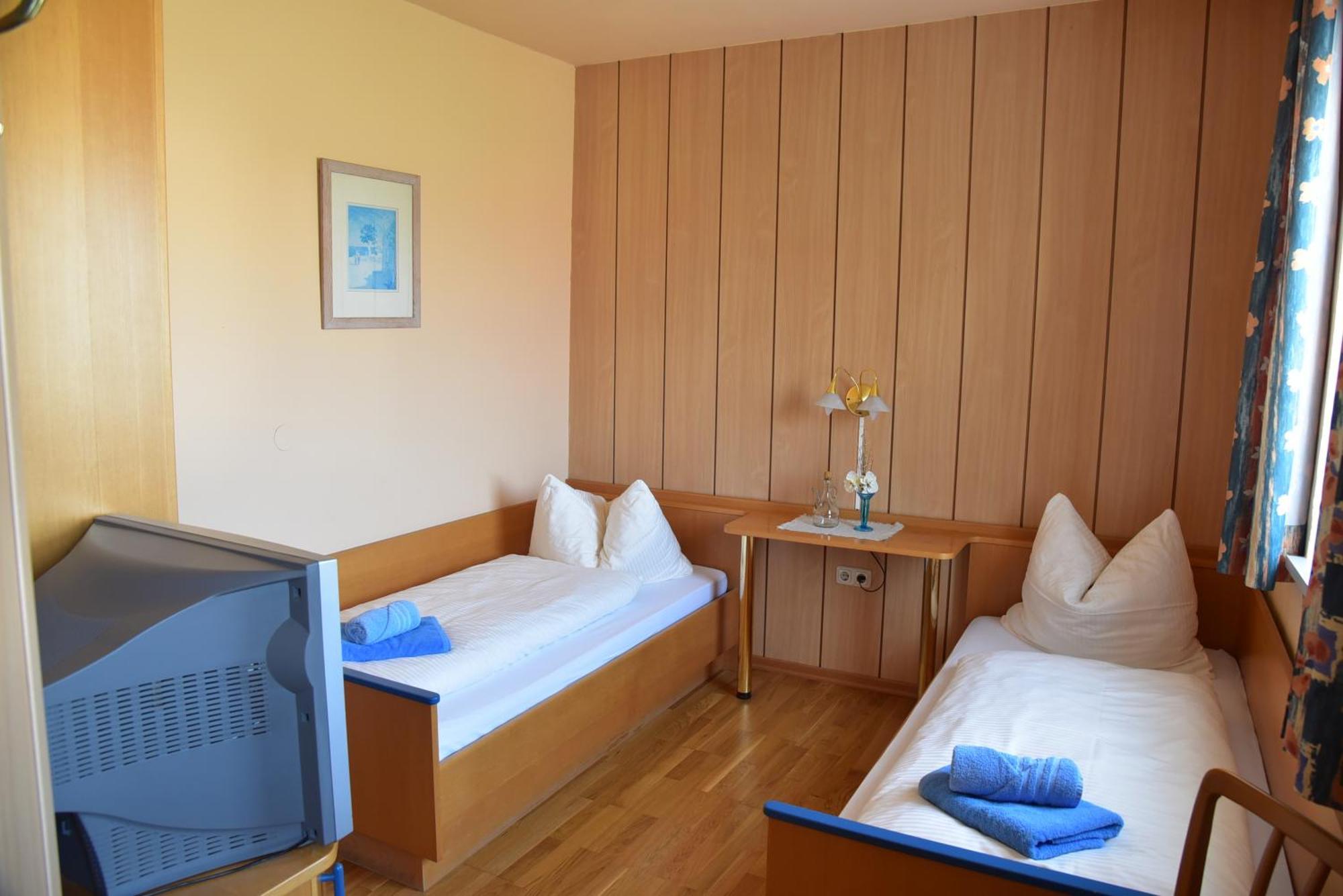 Stiftsgasthof Hochburg Zewnętrze zdjęcie