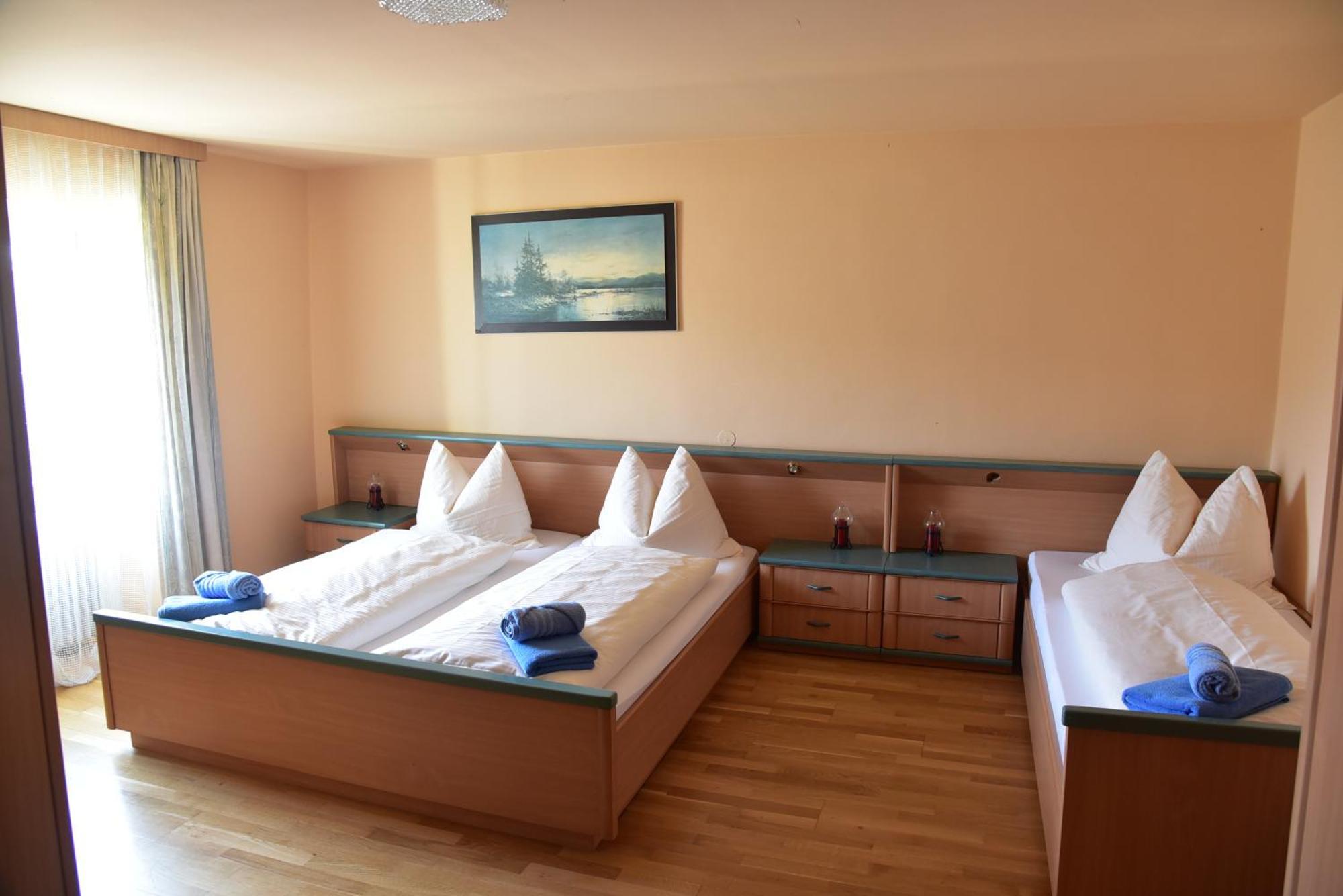 Stiftsgasthof Hochburg Zewnętrze zdjęcie